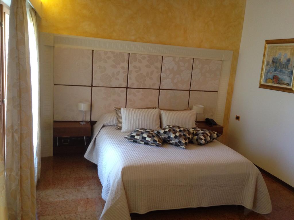 Hotel Cittar Novigrad Istria Eksteriør bilde