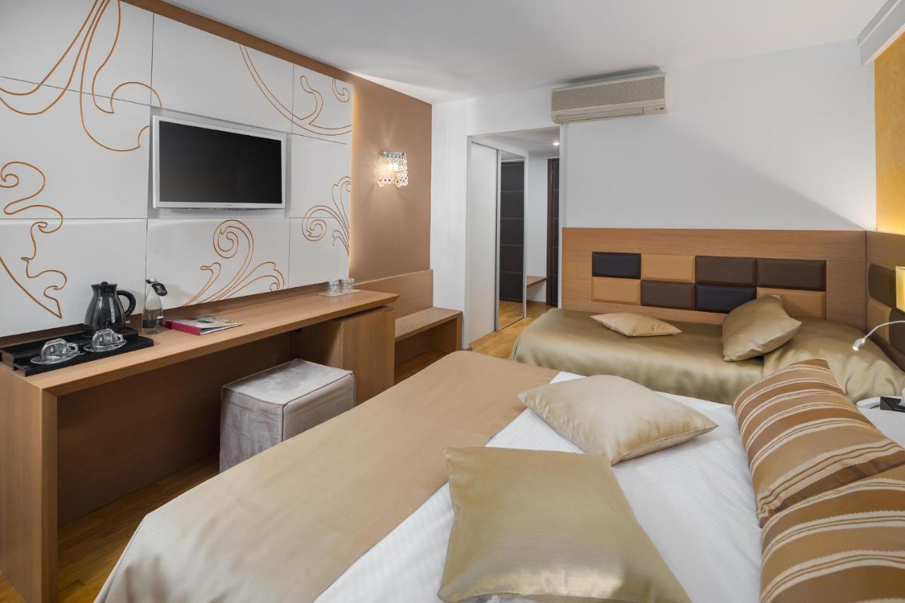 Hotel Cittar Novigrad Istria Eksteriør bilde