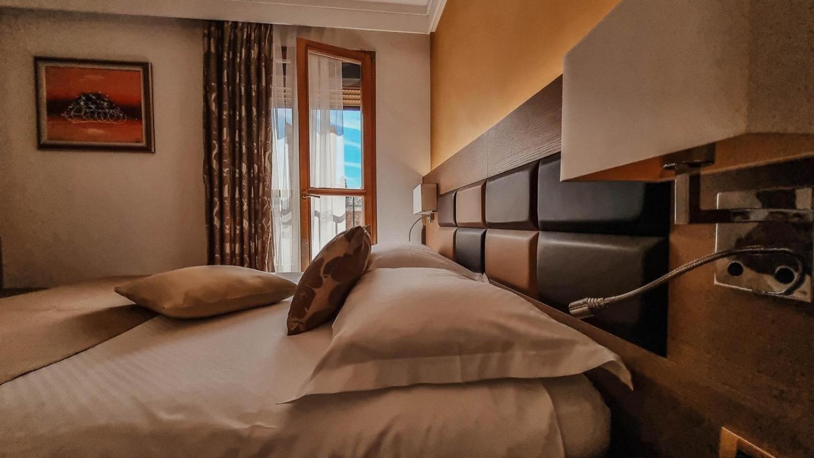 Hotel Cittar Novigrad Istria Eksteriør bilde